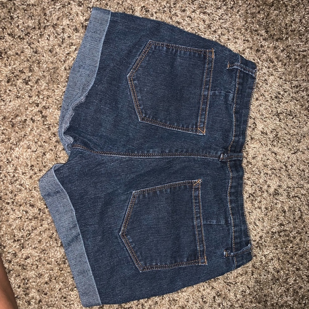 High Rise Jean short - Picture 2 of 3